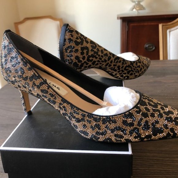 * Leopard Crystal Mid Heel Pumps * - Picture 2 of 10